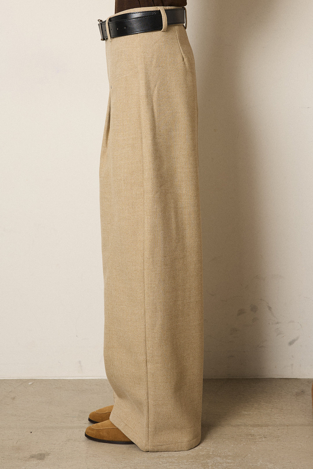 ベルト付き起毛タックワイドカーブパンツ