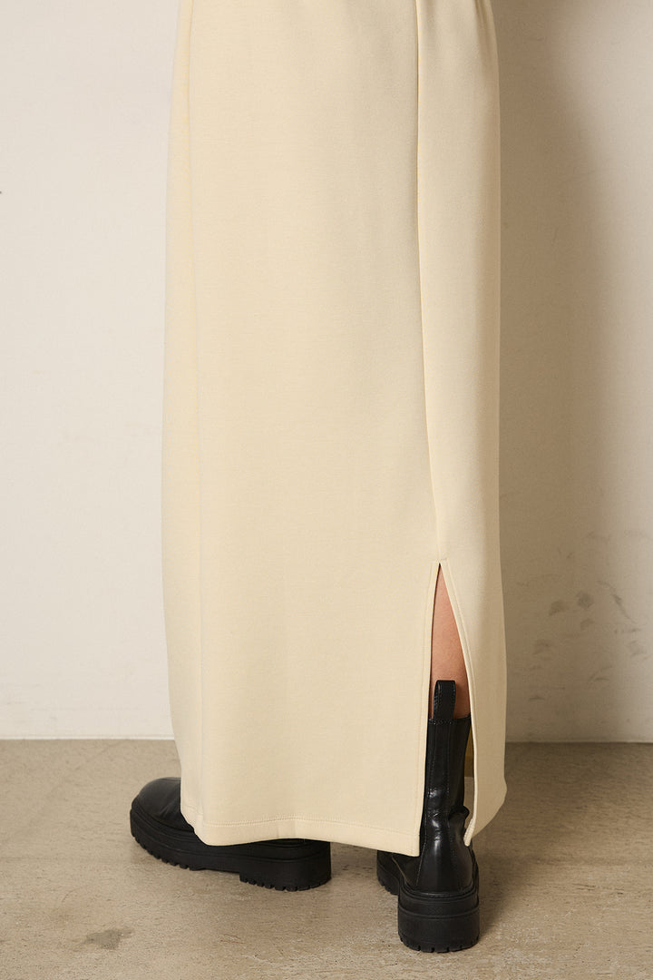 ダンボールマキシタイトスカート