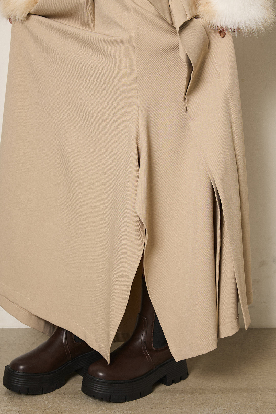 変形シルエットスカート