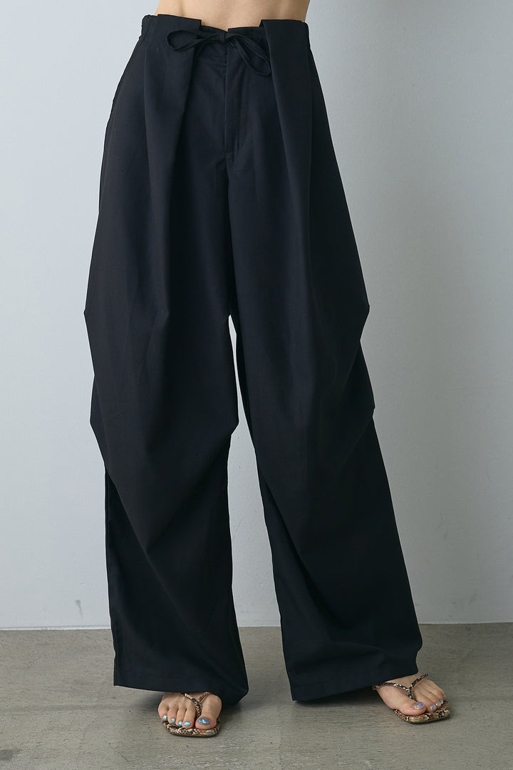 [SET]サテンクロップドシャツ+デザインタックパンツ(2set)