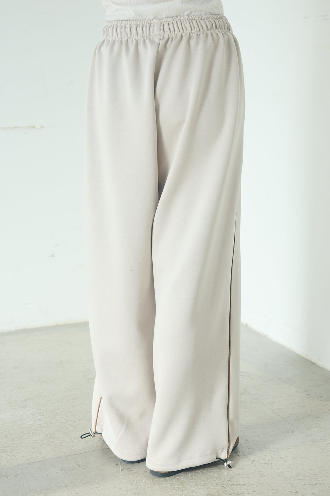 サイドラインスムーススウェットパンツ