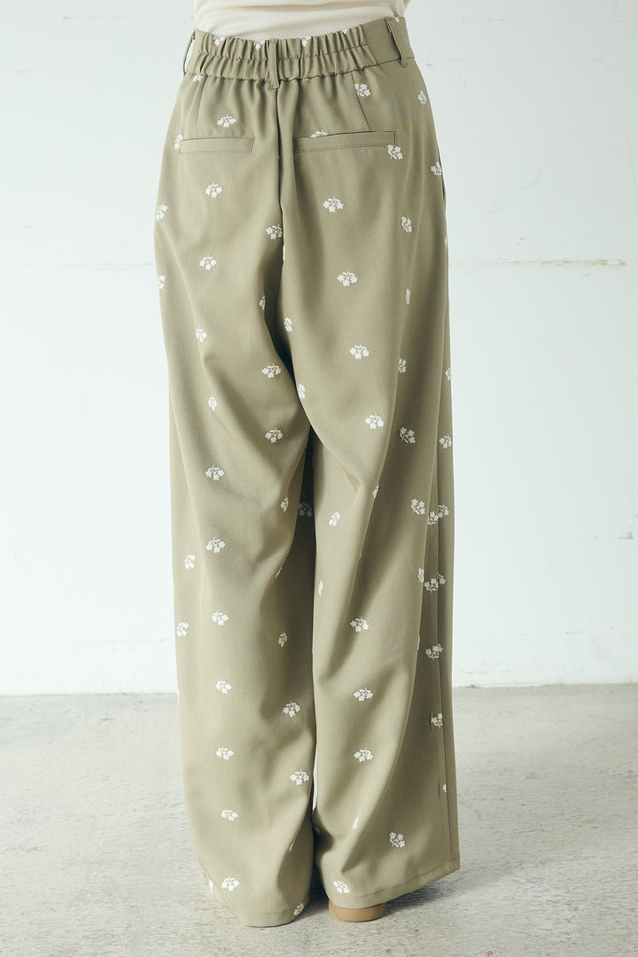 [SET]ニュアンスウェーブ刺繍シアーチュールパンツ+花柄刺繍ツイルタックパンツ(2set)