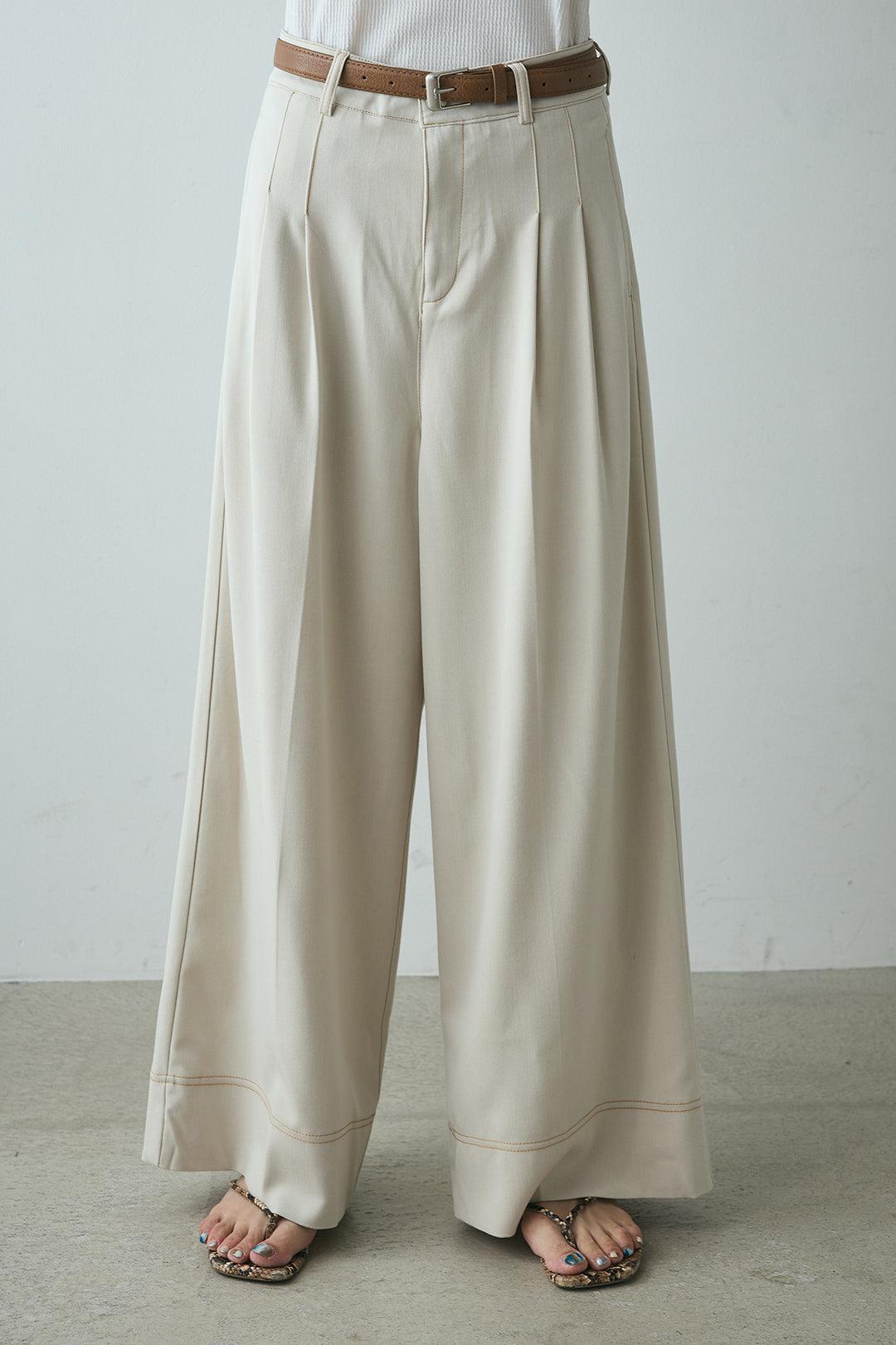 [SET]2wayペプラムノースリーブニットトップス+ステッチデザインベルトワイドパンツ(2set)