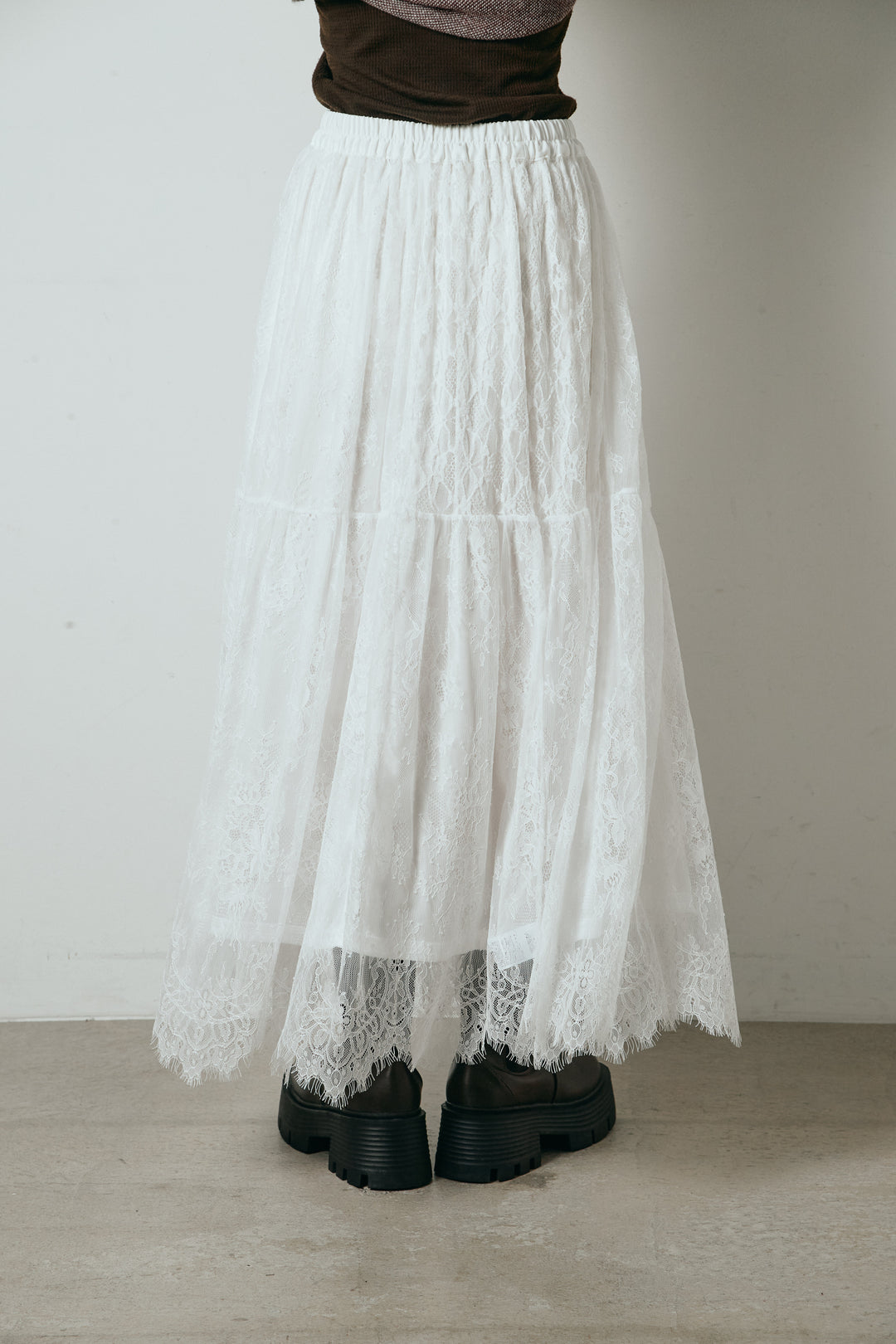 [SET]レイヤードデザインフーディートップス+ひげレース切替ロング丈スカート(2set)