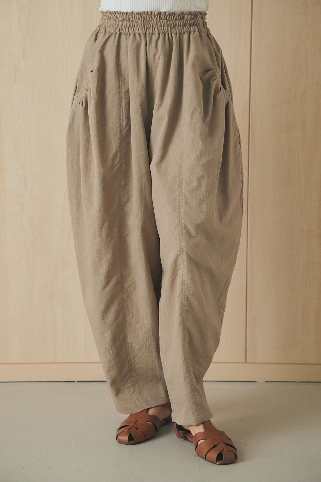 [SET]長袖襟付きレースシャツ+ポケットタックフォルムパンツ(2set)