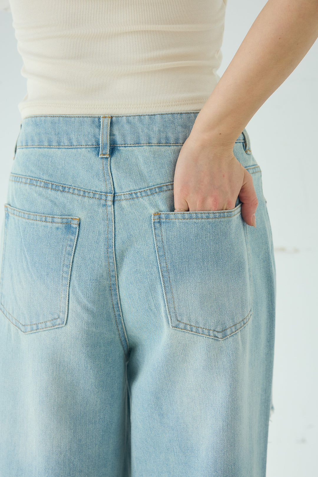 デニムレース付きワイドパンツ