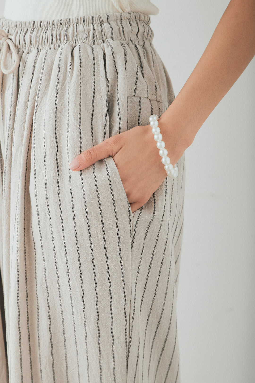 リネンライクストライプタックイージーパンツ