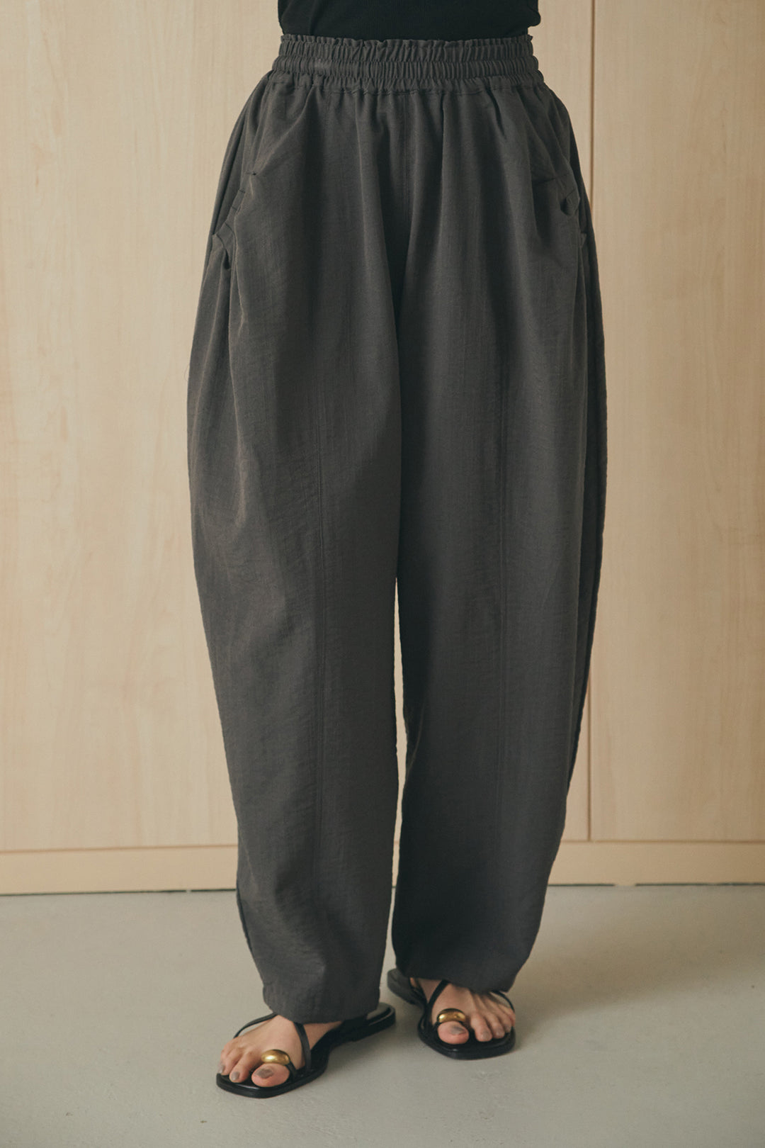 [SET]長袖襟付きレースシャツ+ポケットタックフォルムパンツ(2set)