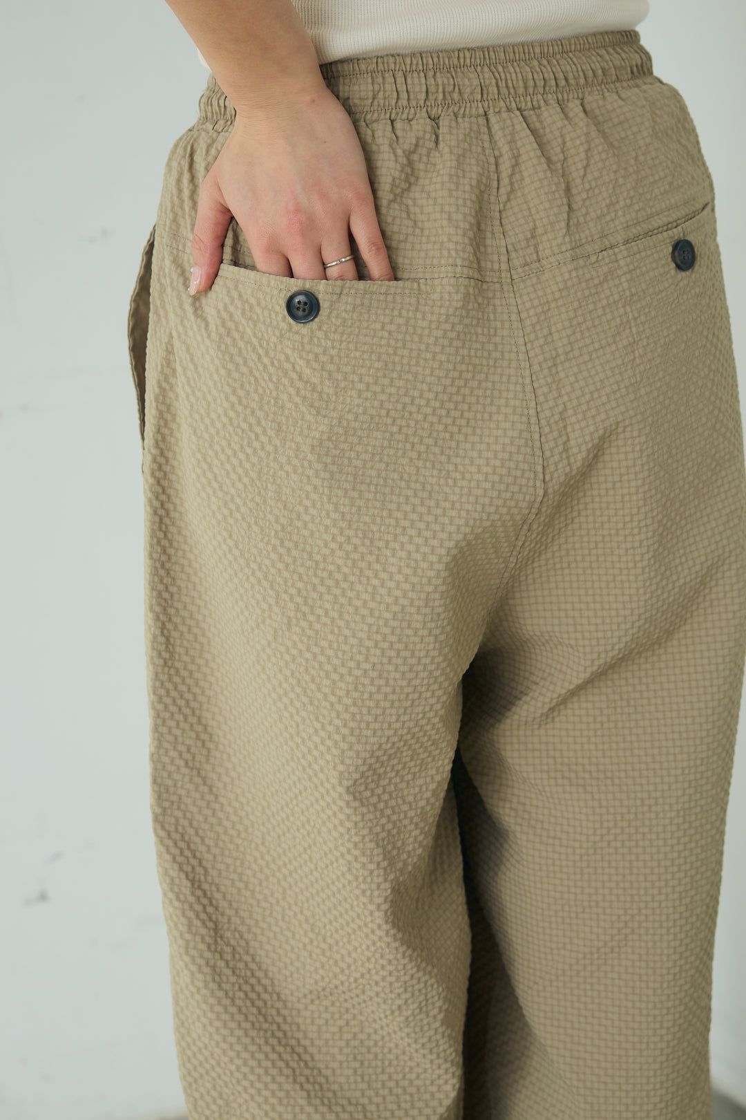 [SET]メッシュ編みビスチェセットVネックプルオーバー+カラーデニムタックカーブパンツ(2set)