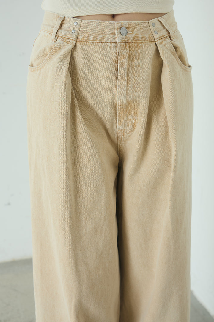 カラーデニムタックカーブパンツ