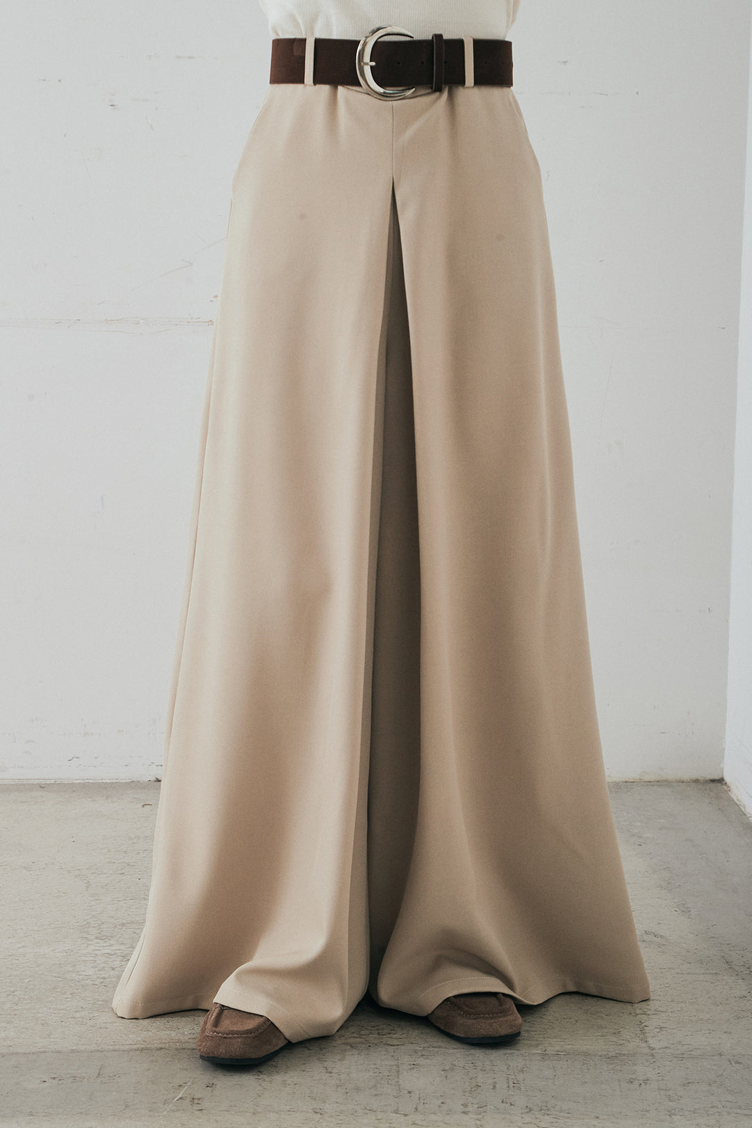 [SET]モコレースVネックカーディガン+太ベルト付きフロントタックパンツ(2set)