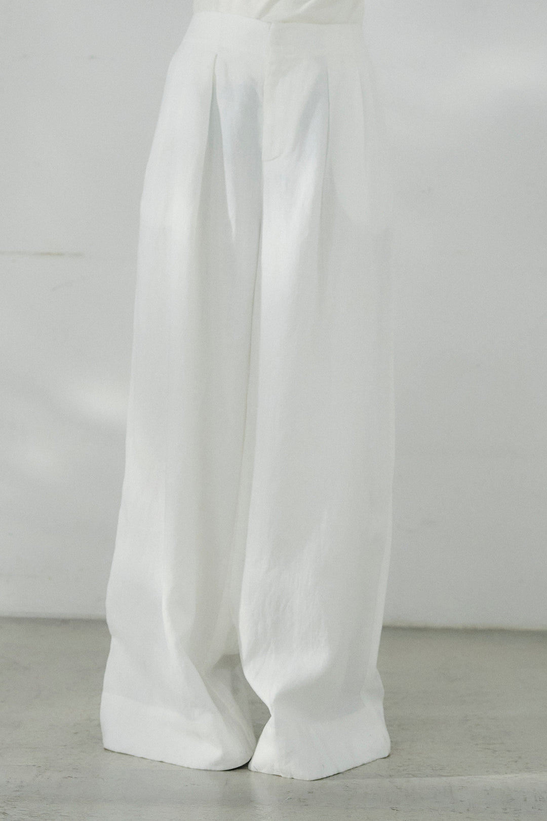 [SET]レースハーフジップアップフーディー+リネン混タックストレートワイドパンツ(2set)