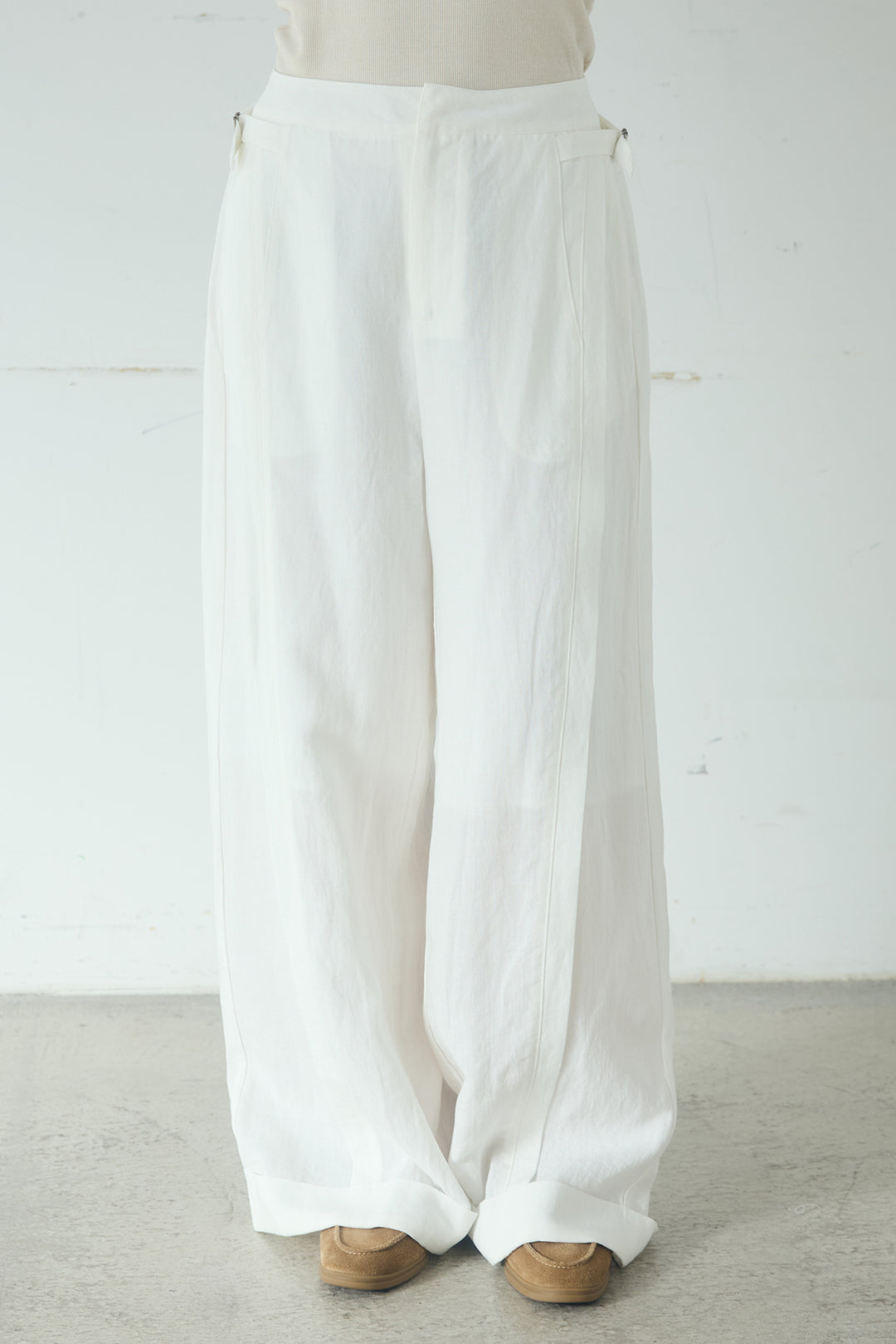 [SET]レース刺繍ラインバンドカラーシャツ+リネン混サイドベルトパンツ(2set)