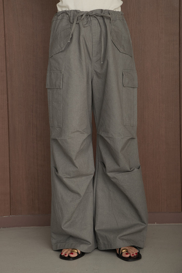 [SET]ショルダータックSAINTグラフィックT+ランダムタックカーゴパンツ(2set)