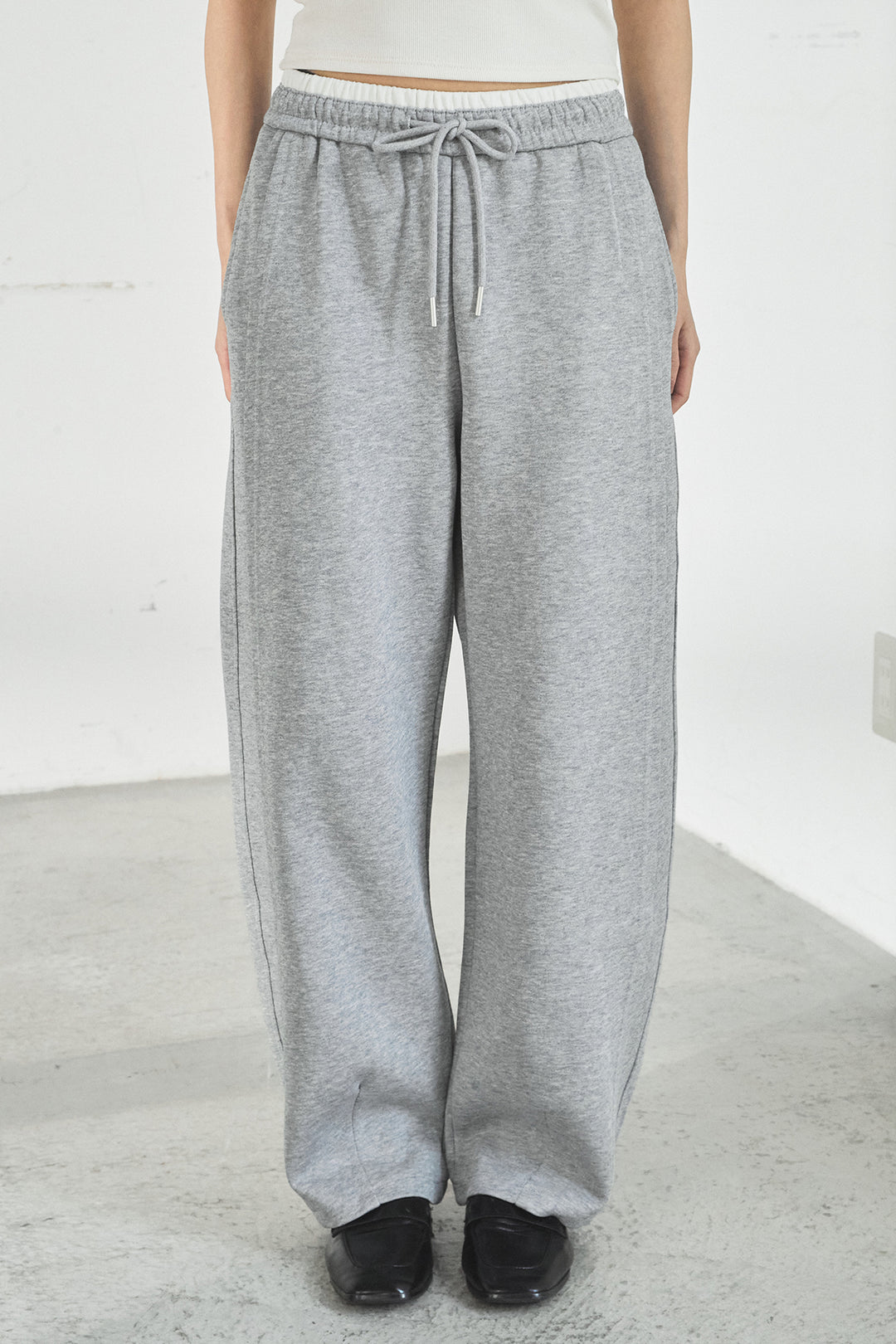 スウェットバレルパンツ