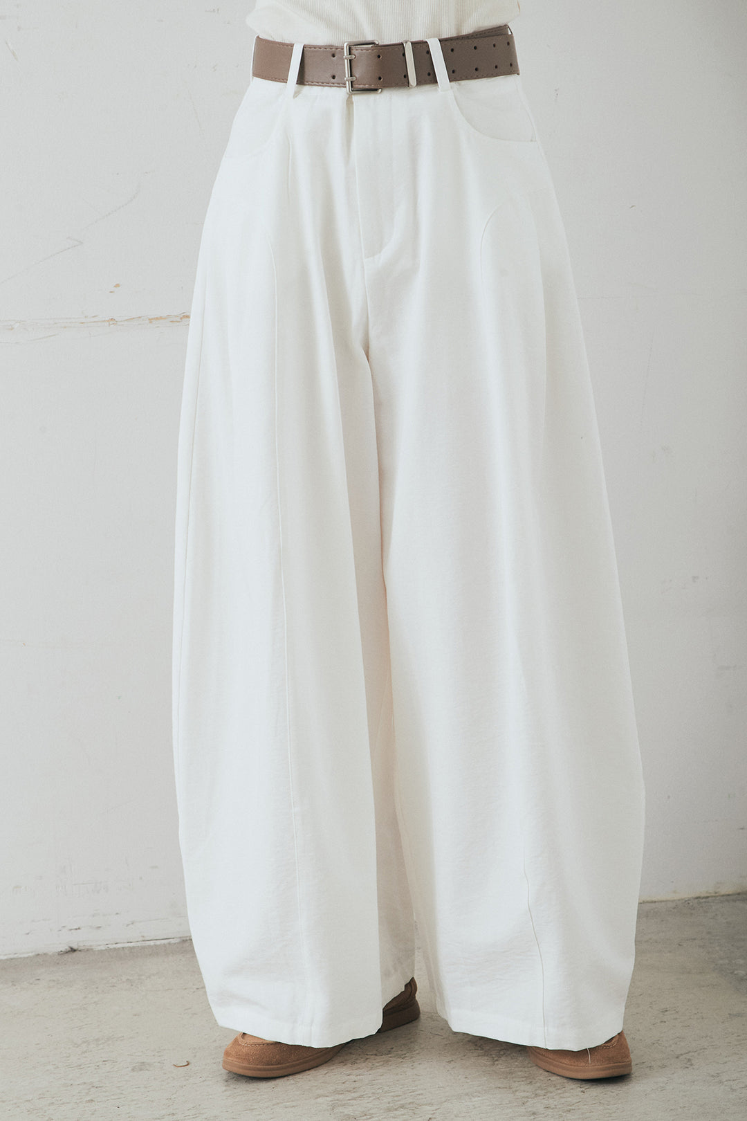 [SET]ブロックレースフード付きブラウス+ベルト付きサイドタックワイドパンツ(2set)