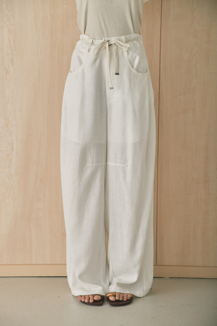 [SET]立体ショルダーヘムバルーンブラウス+異素材ベルト付きワイドパンツ(2set)