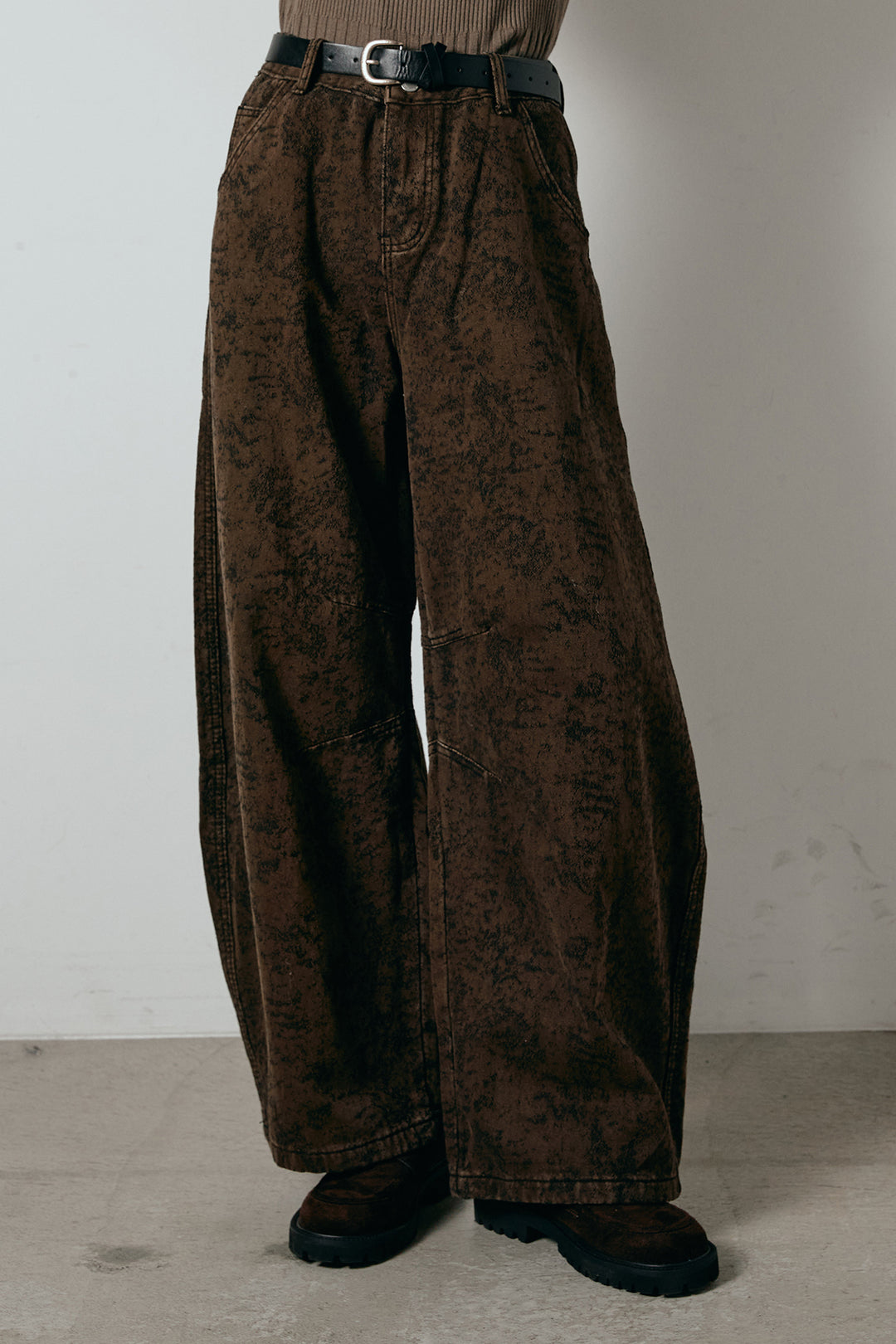 [SET]パターンランダム編みニットトップス+ベルト付きニュアンス柄カーブワイドパンツ(2set)