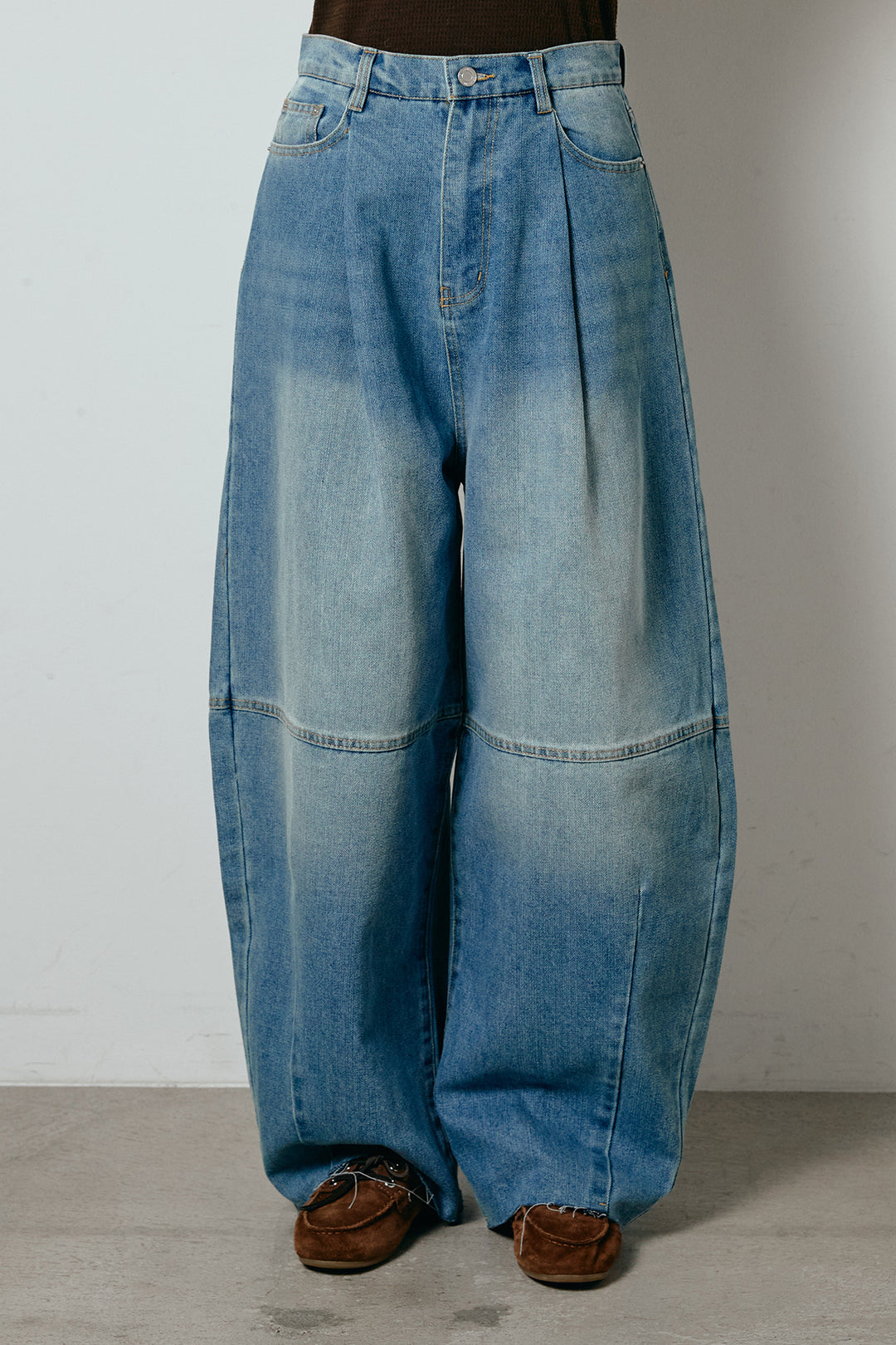 【2月中旬発送】
[SET]テディボアショートジャケット+加工デニムタックコクーンワイドパンツ(2set)