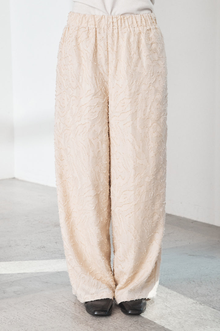 ジャガード柄ロングイージーワイドパンツ