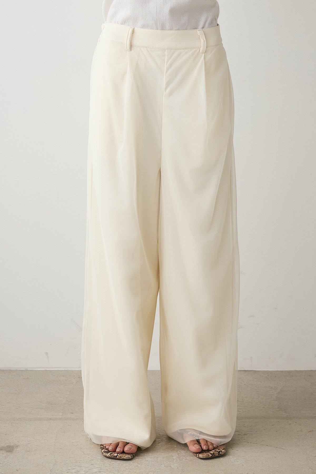 セシカブルー　カジュアルパンツ PANTS – ESICA