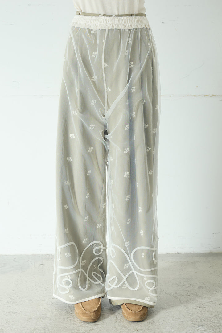 ニュアンスウェーブ刺繍シアーチュールパンツ