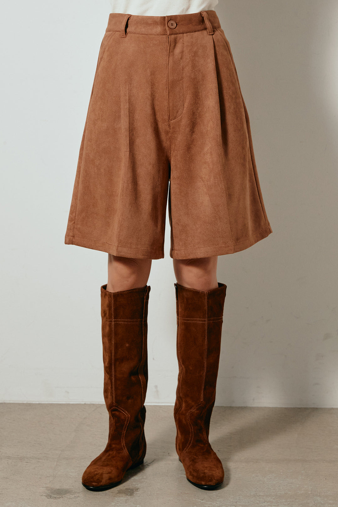 [SET]ミックスシープファースタンドブルゾン+フェイクスウェードハーフパンツ(2set)