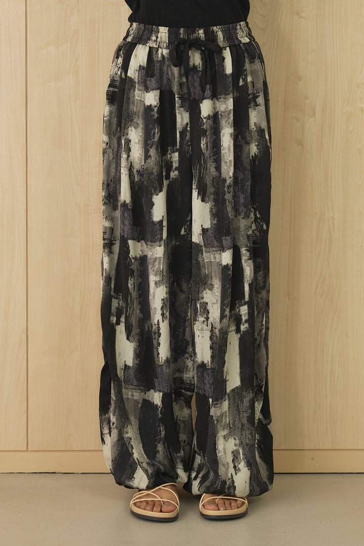 タイダイペイントパラシュートパンツ