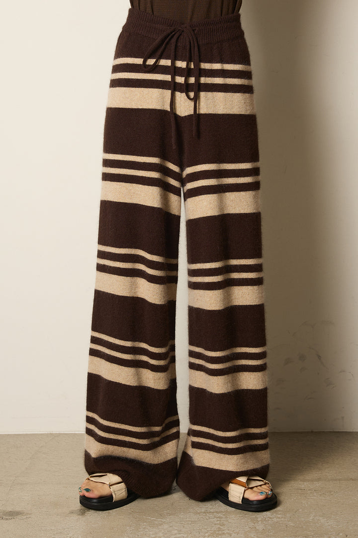 ウエストゴムリラックスニットパンツ