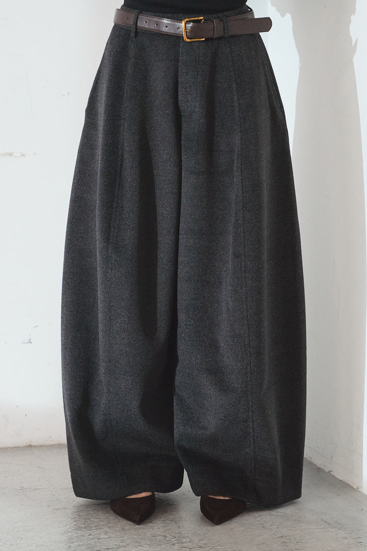 ウールタッチカーブワイドパンツ
