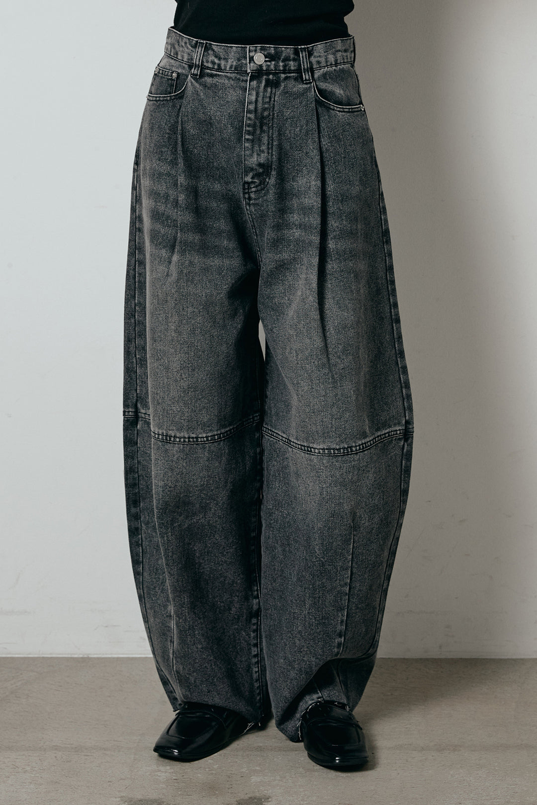 加工デニムタックコクーンワイドパンツ