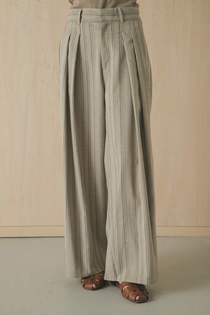 [SET]リネンライクテーラードハーフスリーブジャケット+リネンストライプタックワイドパンツ+リネンストライプレイヤードキャミ(3set)