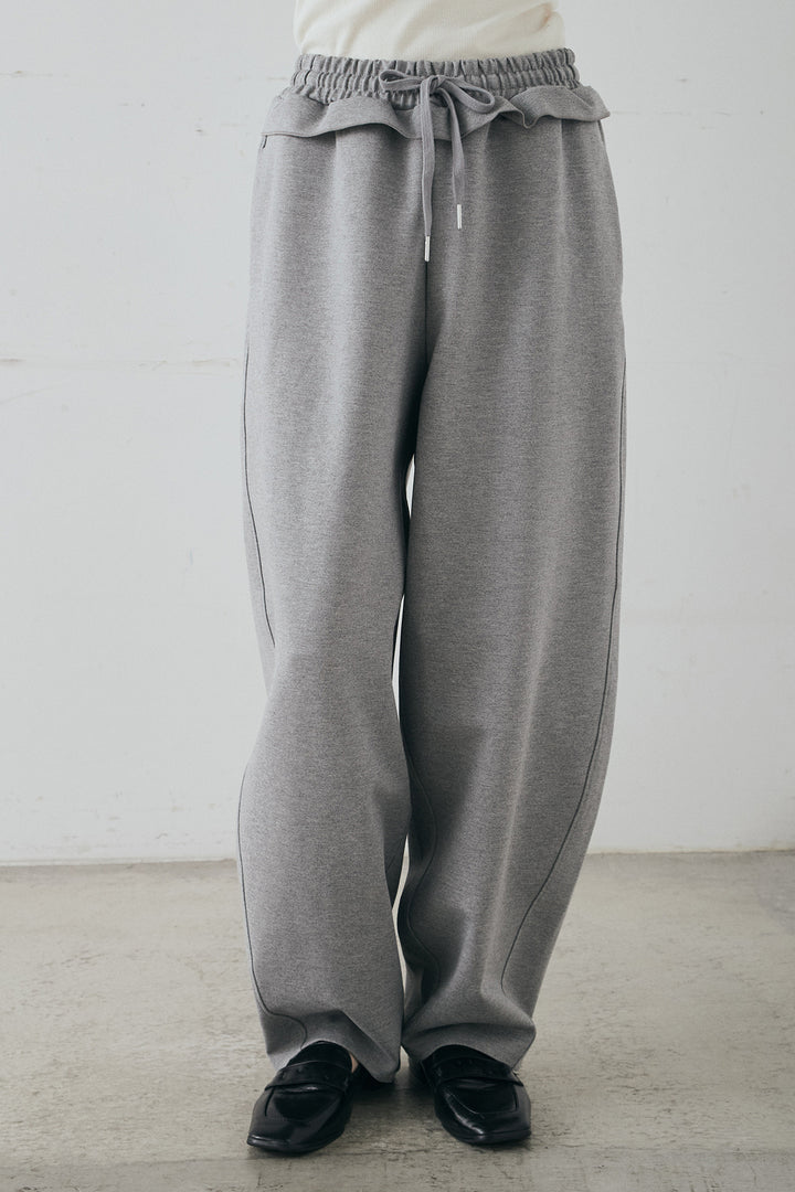 カットダンボールウエストフリルカーブパンツ