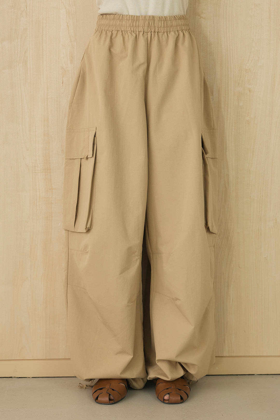 [SET]立体フラワーレースキャミ+ルーズカーゴワイドパンツ(2set)