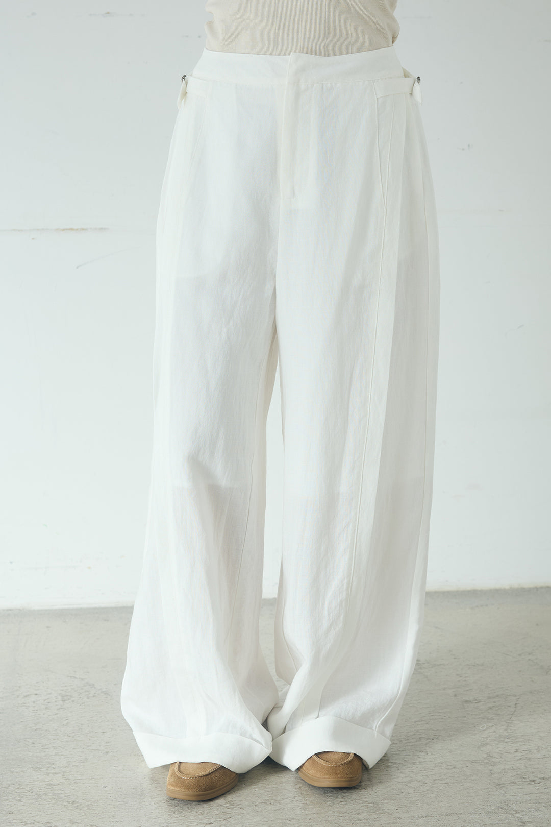 リネン混サイドベルトパンツ