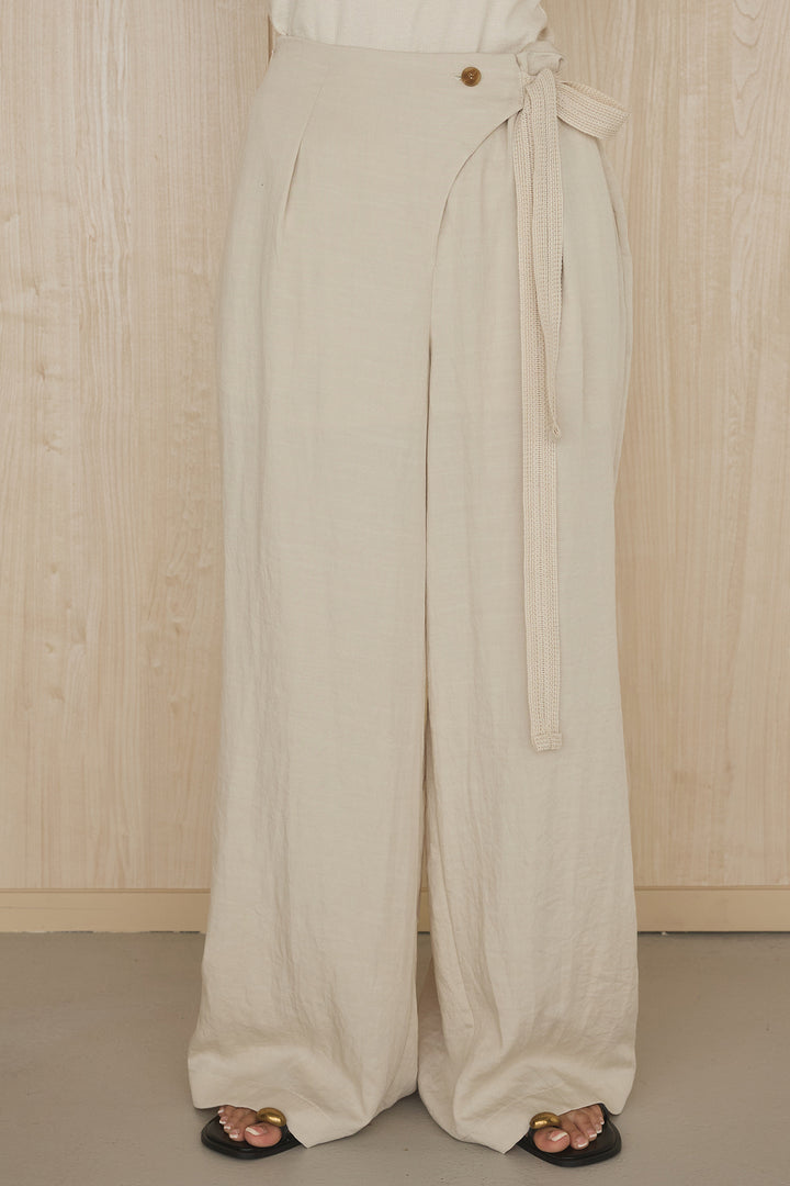 [SET]グラフィックサムデイワイドクロップドT+異素材ベルト付きラップ風ニュアンスワイドパンツ(2set)