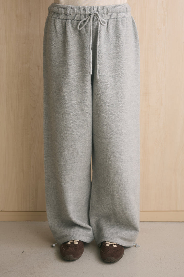 ドロストニットワイドパンツ