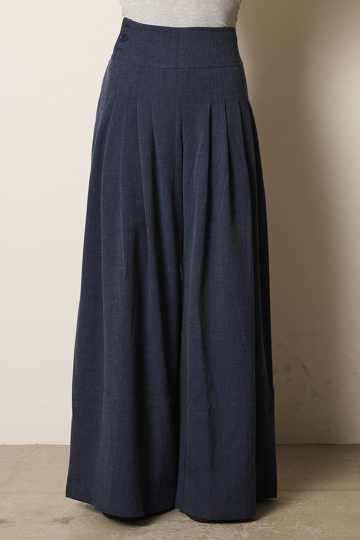 セシカブルー　カジュアルパンツ PANTS – ESICA
