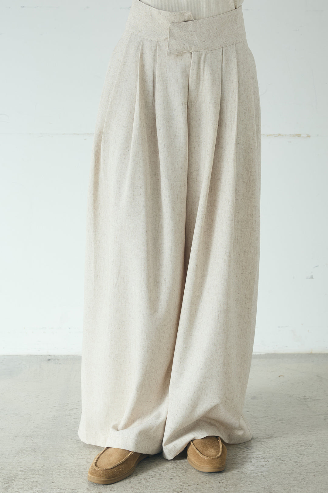 麻混タックワイドパンツ