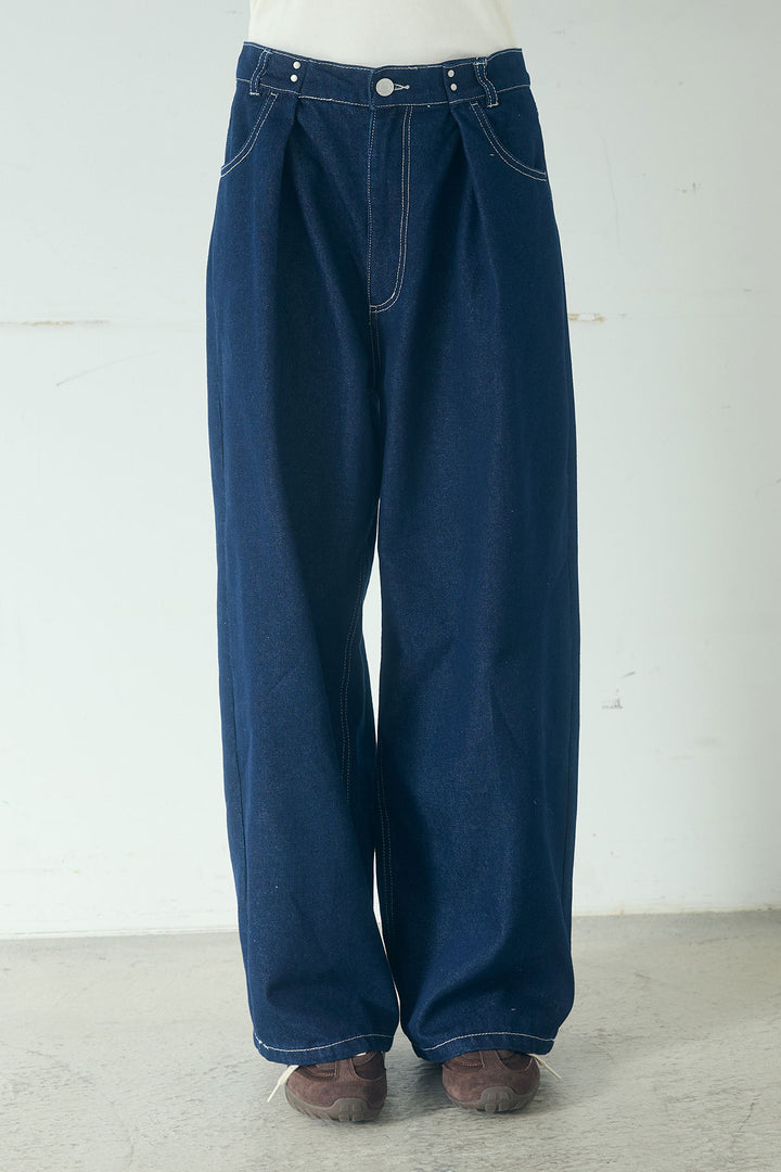 デニムタックカーブパンツ