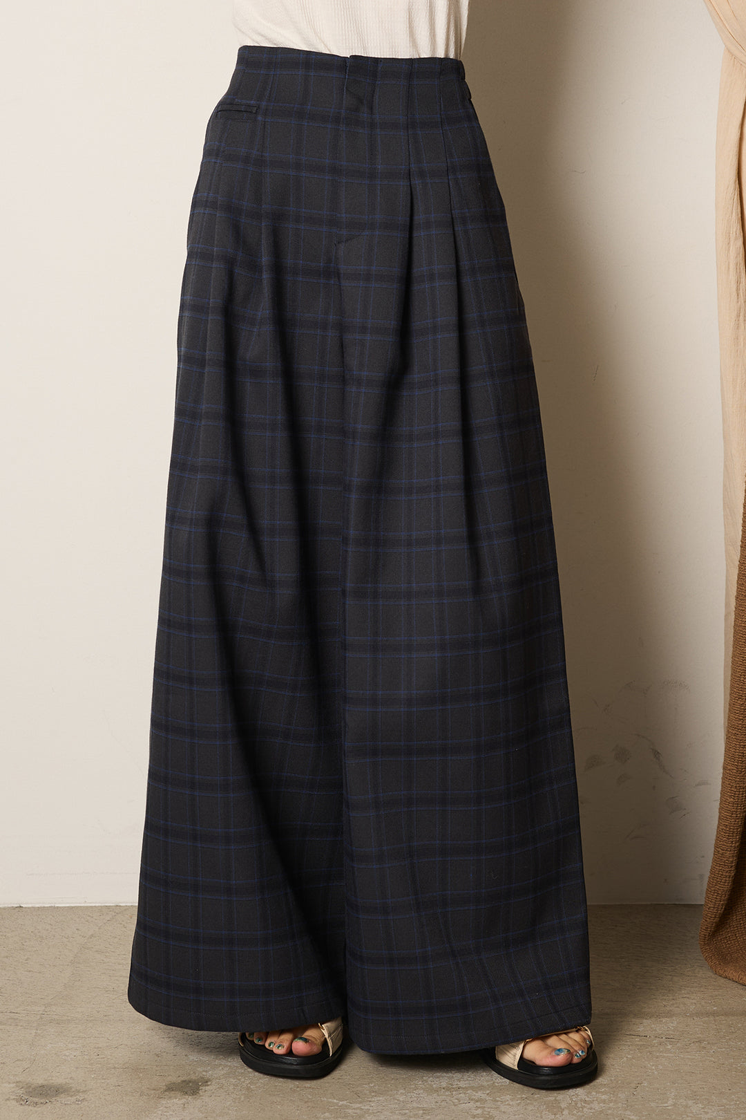 [SET]裾アシメデザインニットトップス+タータンチェック柄くすみワイドパンツ(2set)