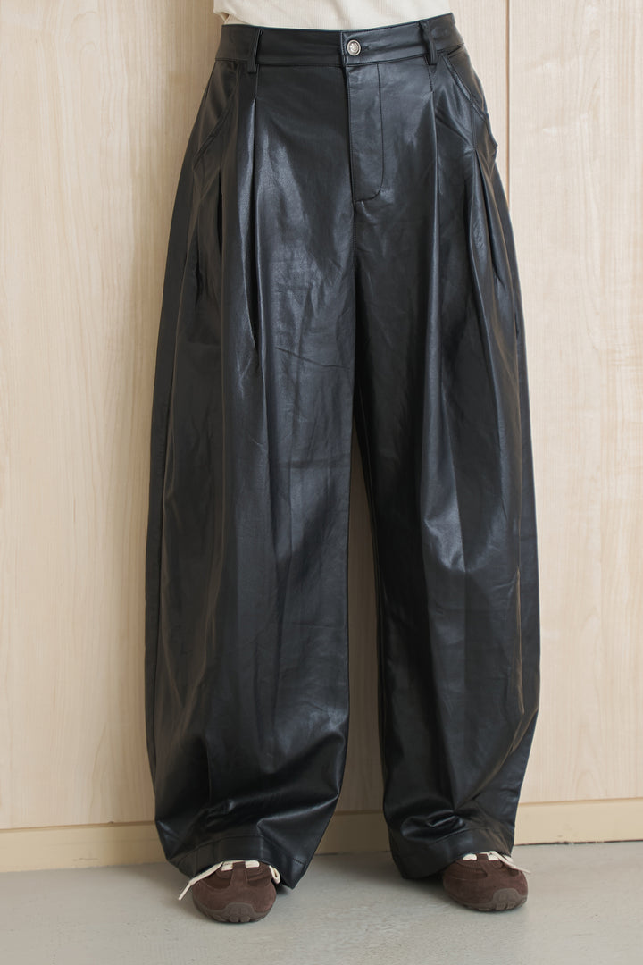 [SET]ドルマンスリーブクロップドリブニット+レザーライクタックワイドパンツ(2set)