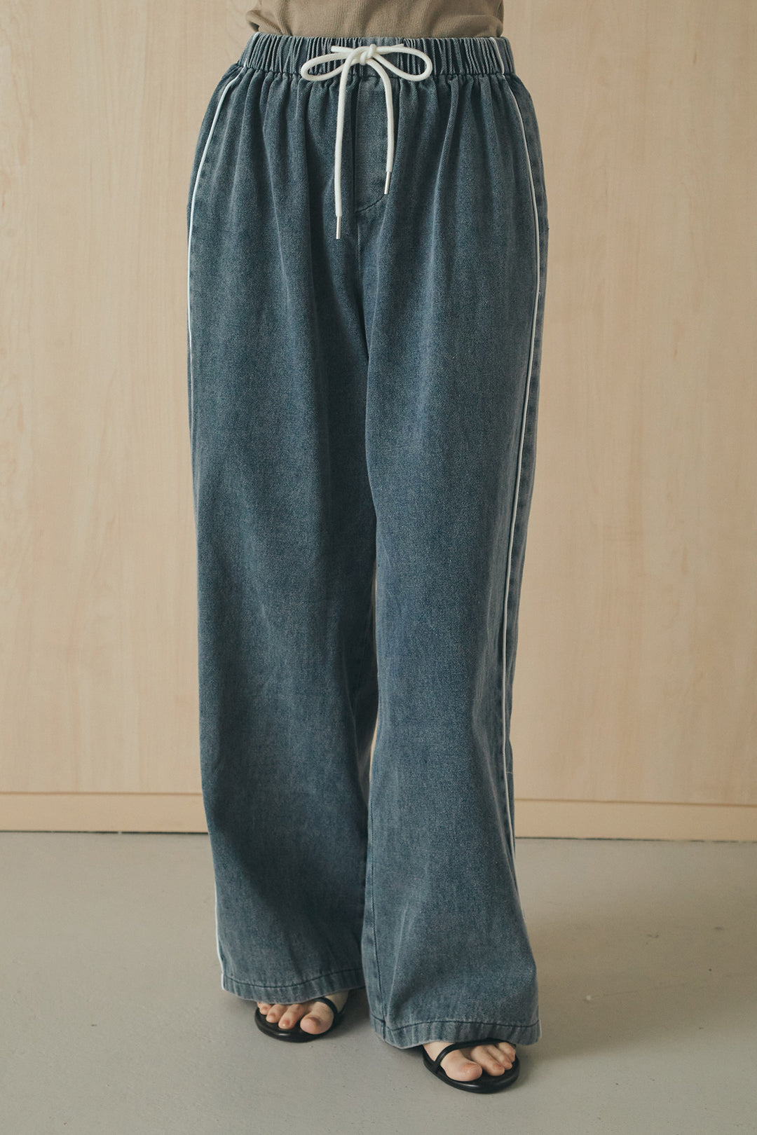 [SET]長袖襟付きレースシャツ+ドロストサイドラインデニムパンツ(2set)