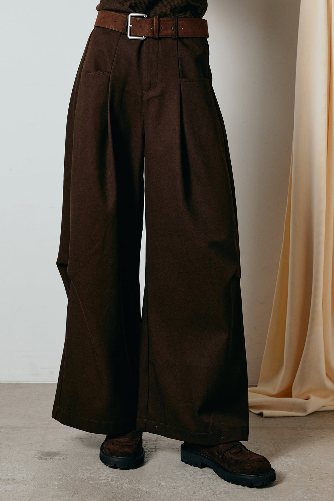 [SET]アクリルモヘアアーガイルVネックプルオーバー+太ベルト付きタックデザインワイドパンツ(2set)