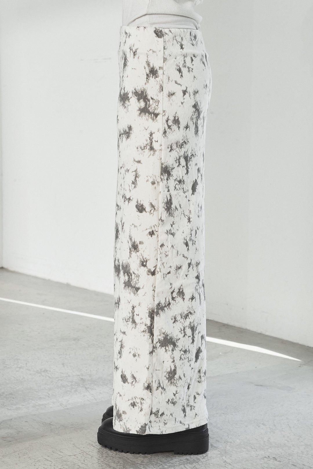 [SET]リラックスメッシュニットトップス+タイダイ柄ベロアワイドスカート(2set)