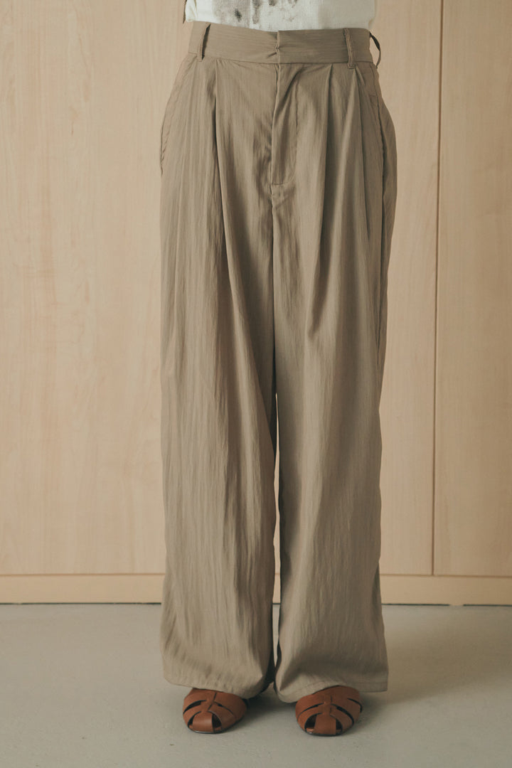 [SET]半袖モノトーングラフィックトップス+リネンライク2タックワイドパンツ(2set)
