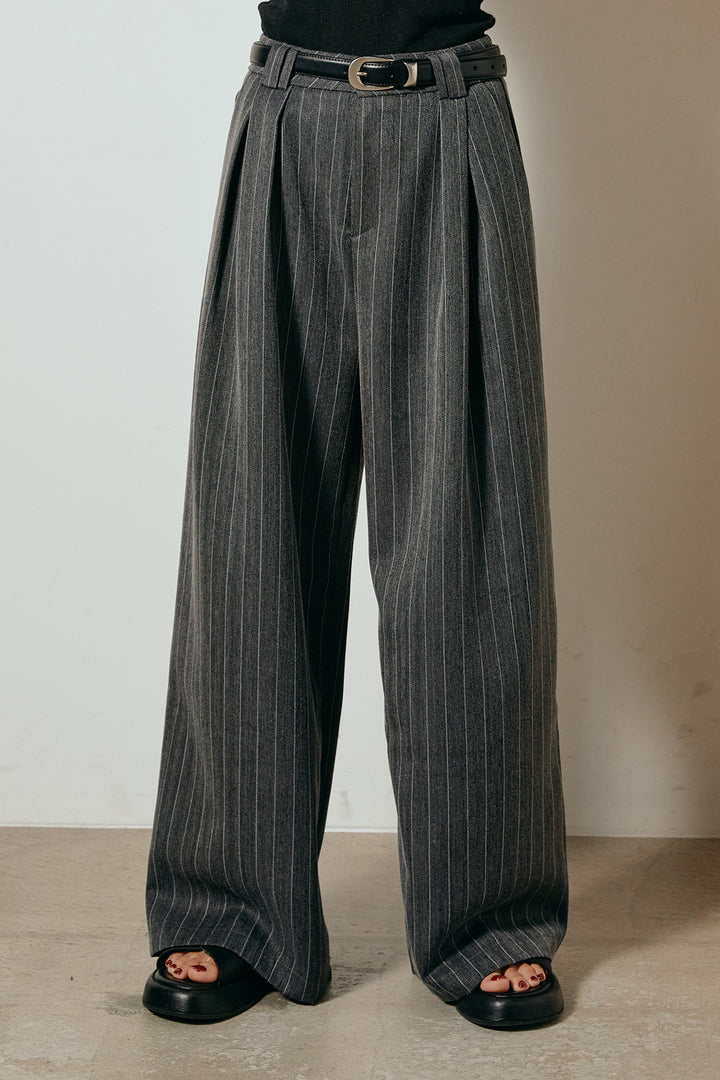 [SET]アーガイル柄ポロニットトップス+ストライプヘリンボーンパンツ(2set)