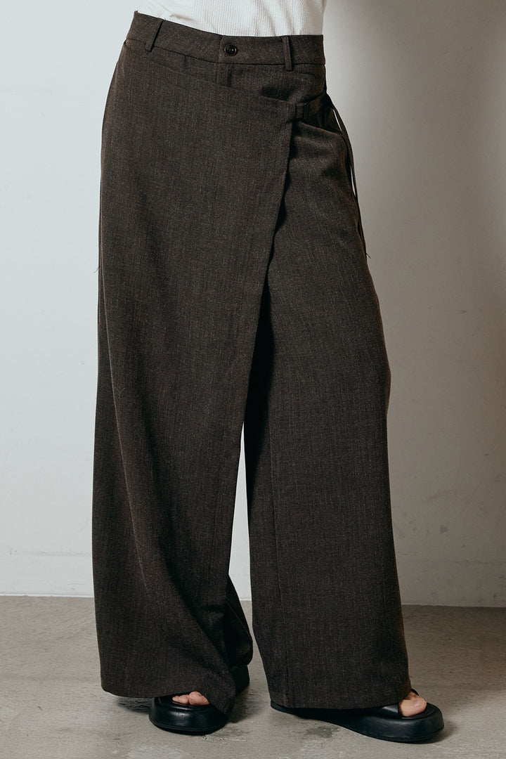 [SET]フロントロゴデザインニットトップス+ラップ巻きワイドスラックス(2set)