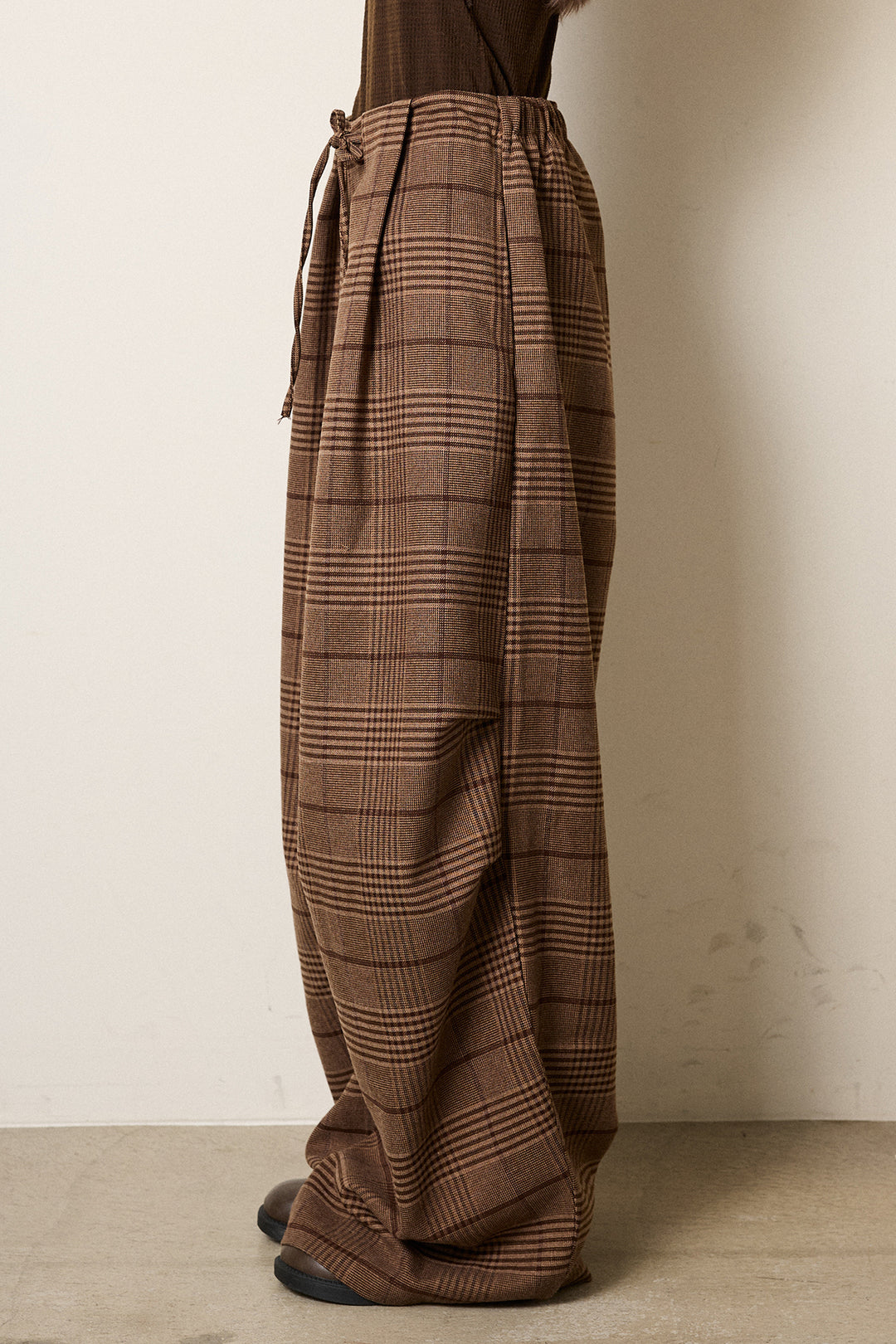 [SET]ケーブルリラックスショートニット+グレンチェックルーズタックパンツ(2set)