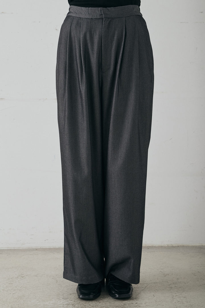 デニムライクツイルタックパンツ